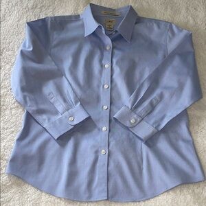 L.L. Bean Light Blue Button-Down 3/4 Sleeve Shirt.  Wrinkle Resistant. Size M.